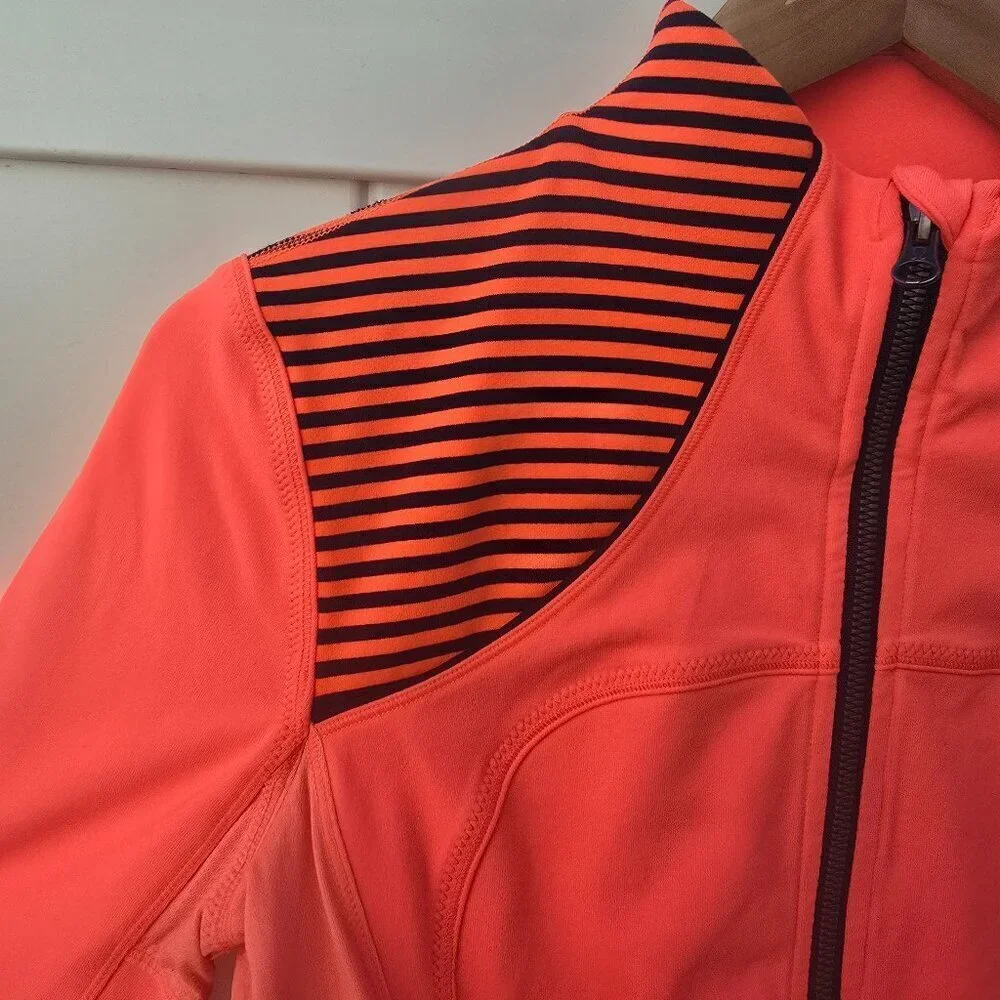 Lululemon Forme Full Zip Jacket Light Flare Classic Stripe Size 6